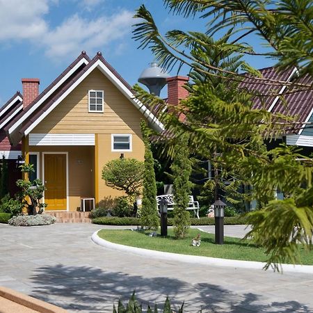 Picha Ville Resort Watthana Nakhon Exterior foto