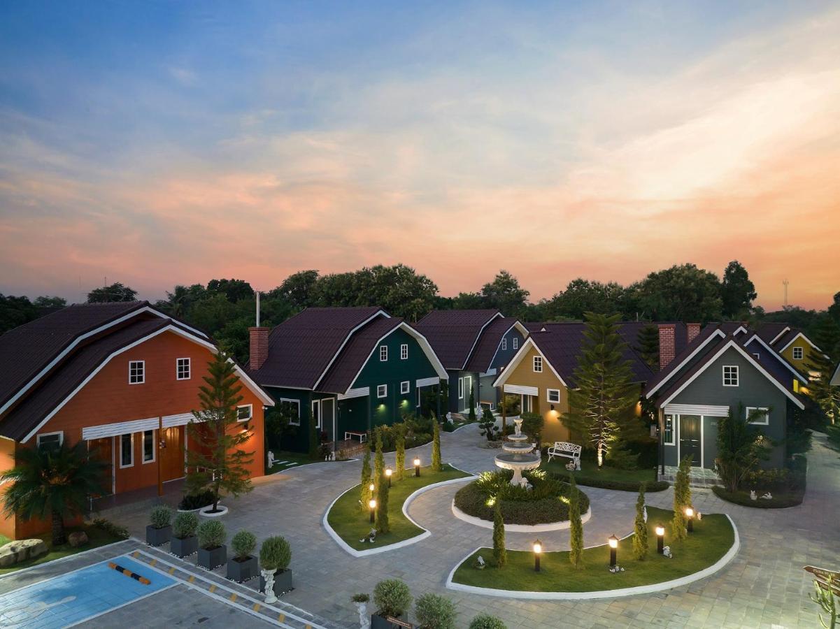 Picha Ville Resort Watthana Nakhon Exterior foto