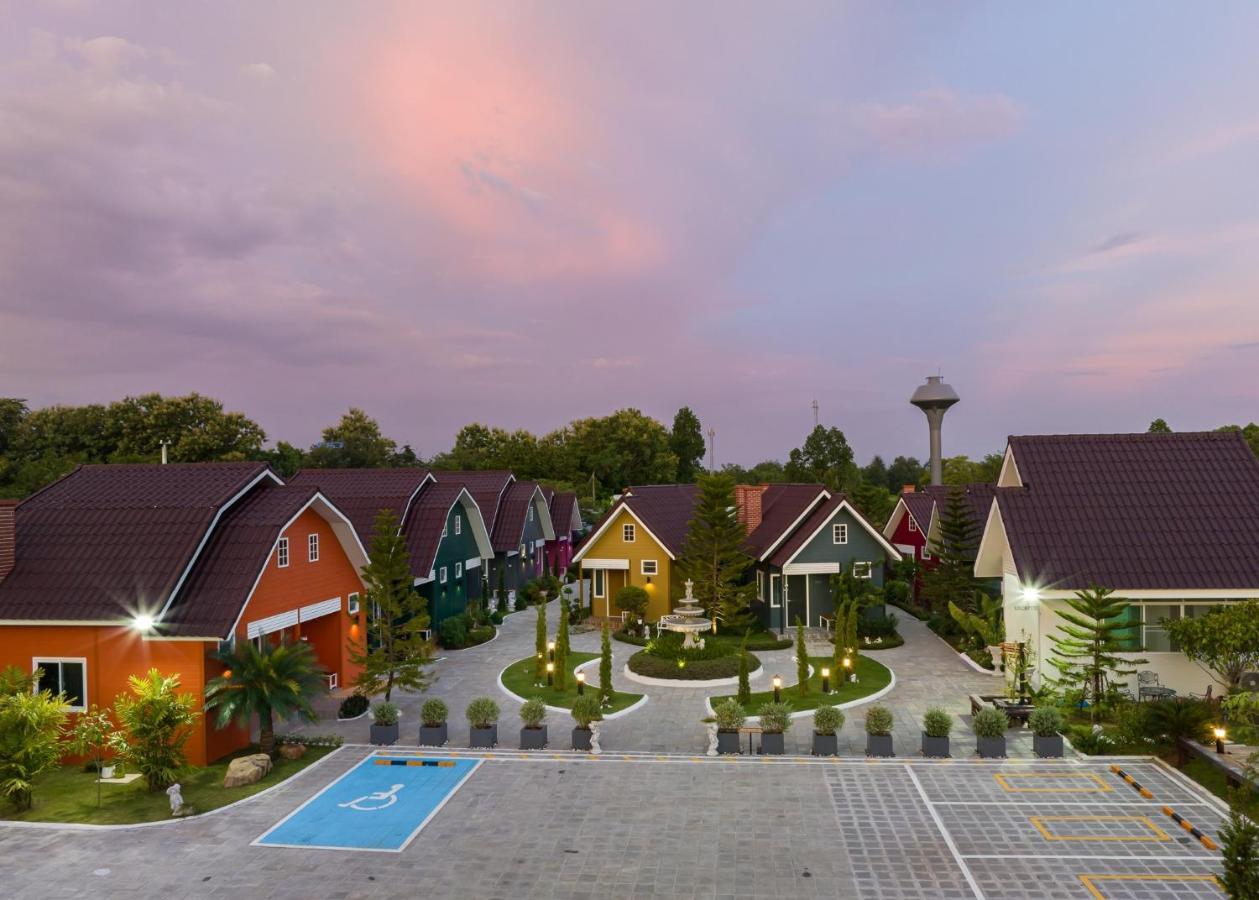Picha Ville Resort Watthana Nakhon Exterior foto